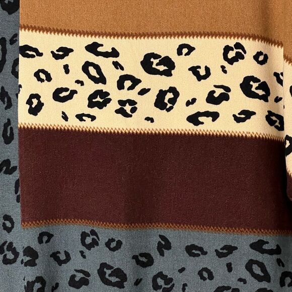 Oddy short sleeve animal print super soft sweater like top size M/L - Picture 3 of 7